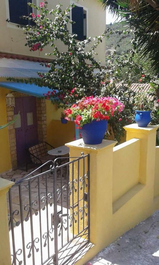 La Gatta Studio Gaios Exterior photo